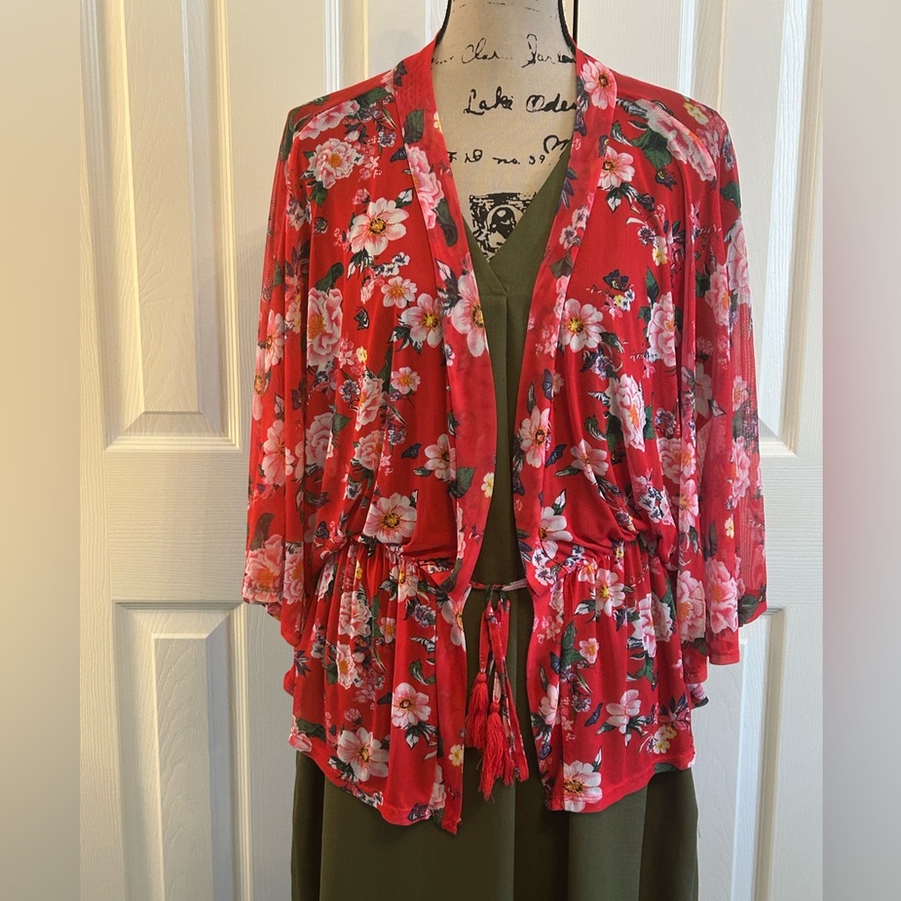 Derek Heart Floral Red Kimono with elastic waist and tie front small
